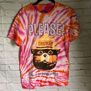 NWOT Smokey The Bear Pink & Orange Tie Dye Short Sleeve Tee Shirt Size S